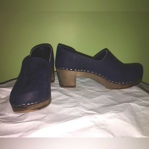 Sandgren Sweden Brett clogs shoes mules size 41 EUR 10 USA Like new NWOT Navy